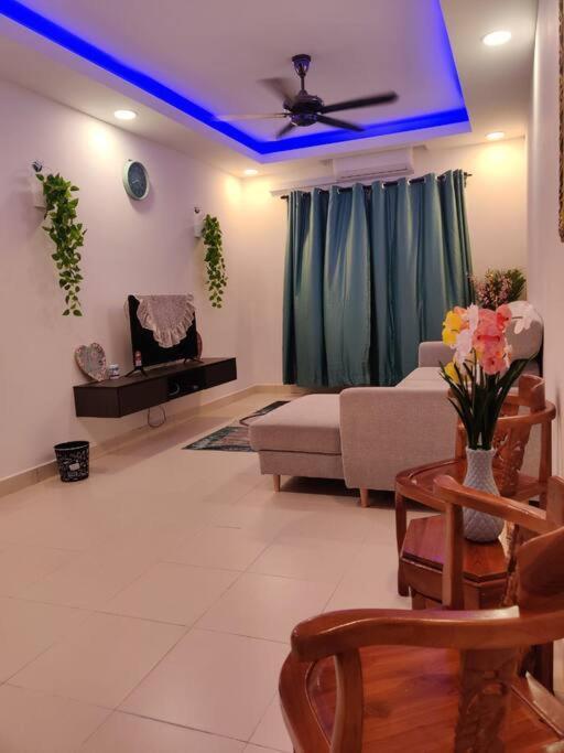 Debayu Homestay With Free Parking At Setia Alam Shah Alam Kültér fotó